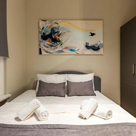 Apartment Mesmerizing Flat With Bosphorus View In Beyoglu *