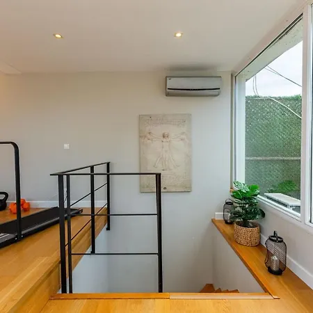 Mesmerizing Flat With Bosphorus View In Beyoglu Apartment *