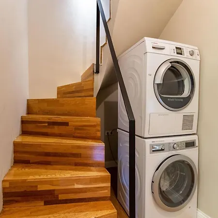 Mesmerizing Flat With Bosphorus View In Beyoglu * Istanbul